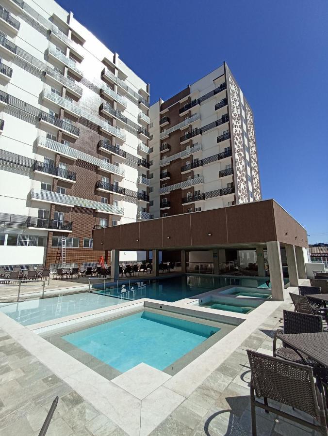 Caldas Novas - 2024 - Diroma Spazzio Acesso Ao Vulcao - Com Piscina Do Hotel 24 Horas Extérieur photo